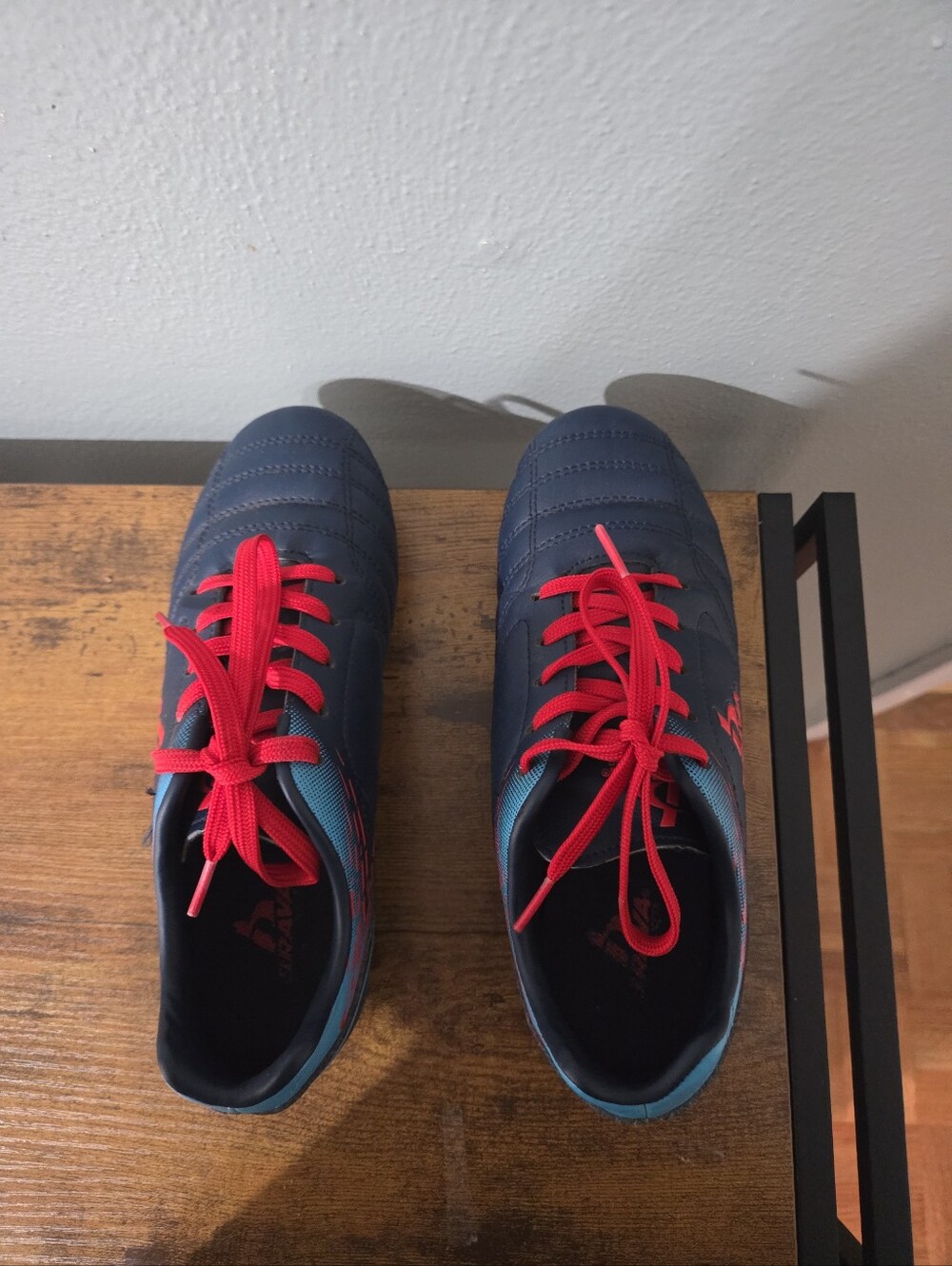 Brava Boy's Soccer Cleats.  3.5D